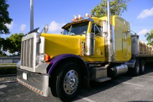 Flatbed Truck Insurance in Red Bud, Illinois
